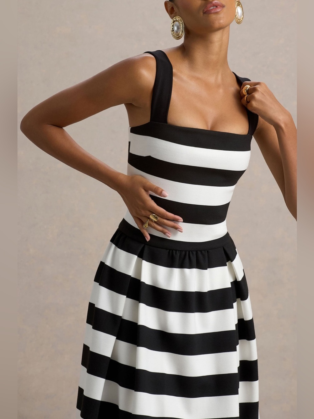 MONTE CARLO
Black & White Striped Square-Neck Drop-Waist Midi Dress Size 10 (42) - Picture 3 of 15